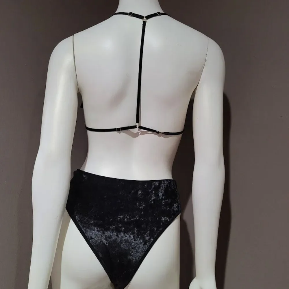 Fredericks of Hollywood Asha Velvet And Lace Lingerie Bra Set  Black